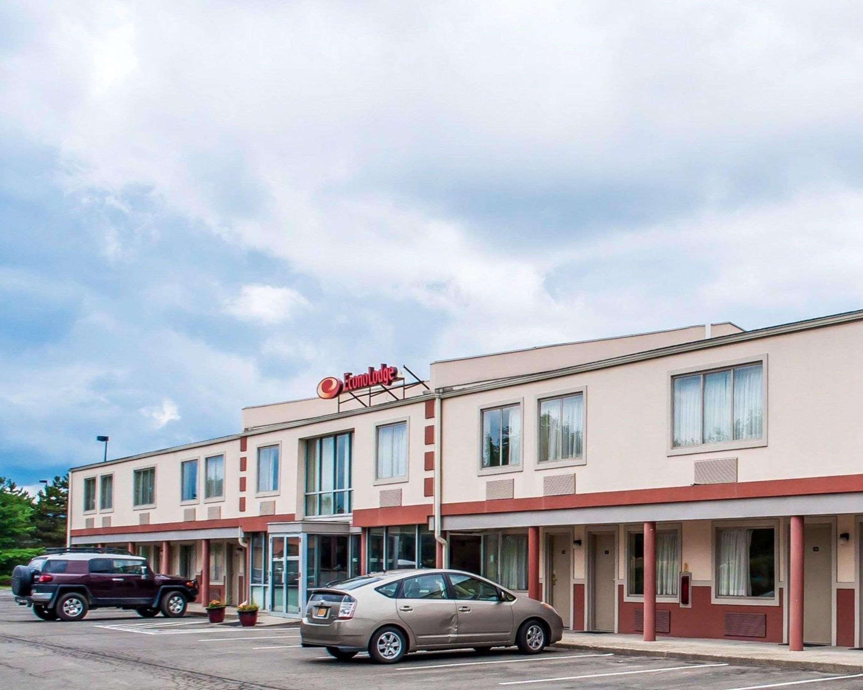 Econo Lodge Elmira-Corning Fisherville Zewnętrze zdjęcie