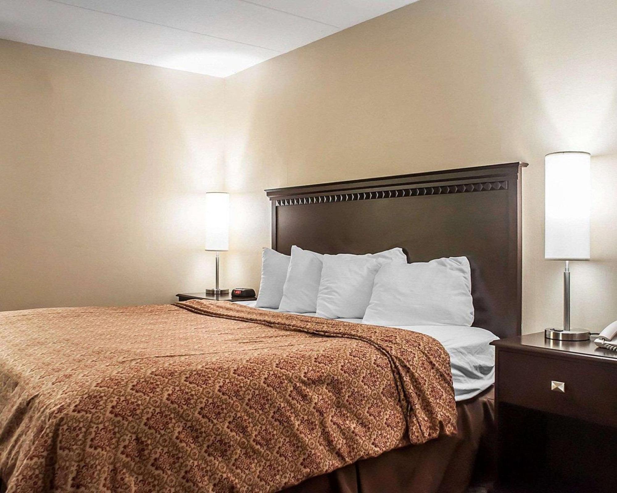 Econo Lodge Elmira-Corning Fisherville Zewnętrze zdjęcie