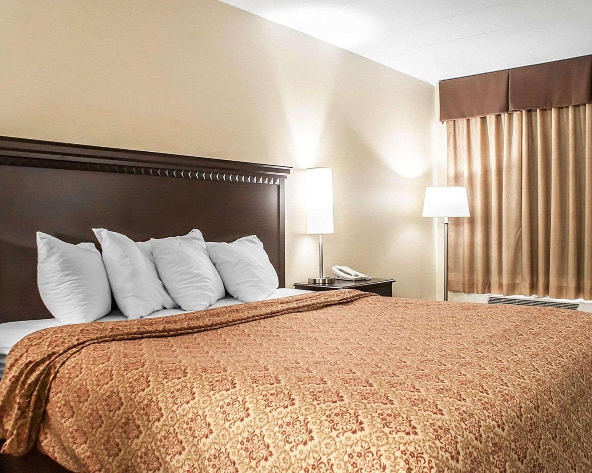 Econo Lodge Elmira-Corning Fisherville Zewnętrze zdjęcie