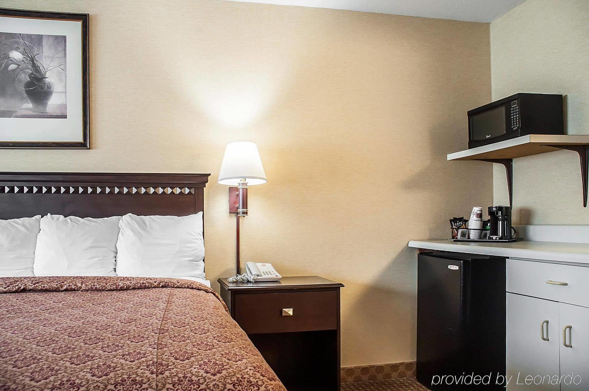 Econo Lodge Elmira-Corning Fisherville Zewnętrze zdjęcie