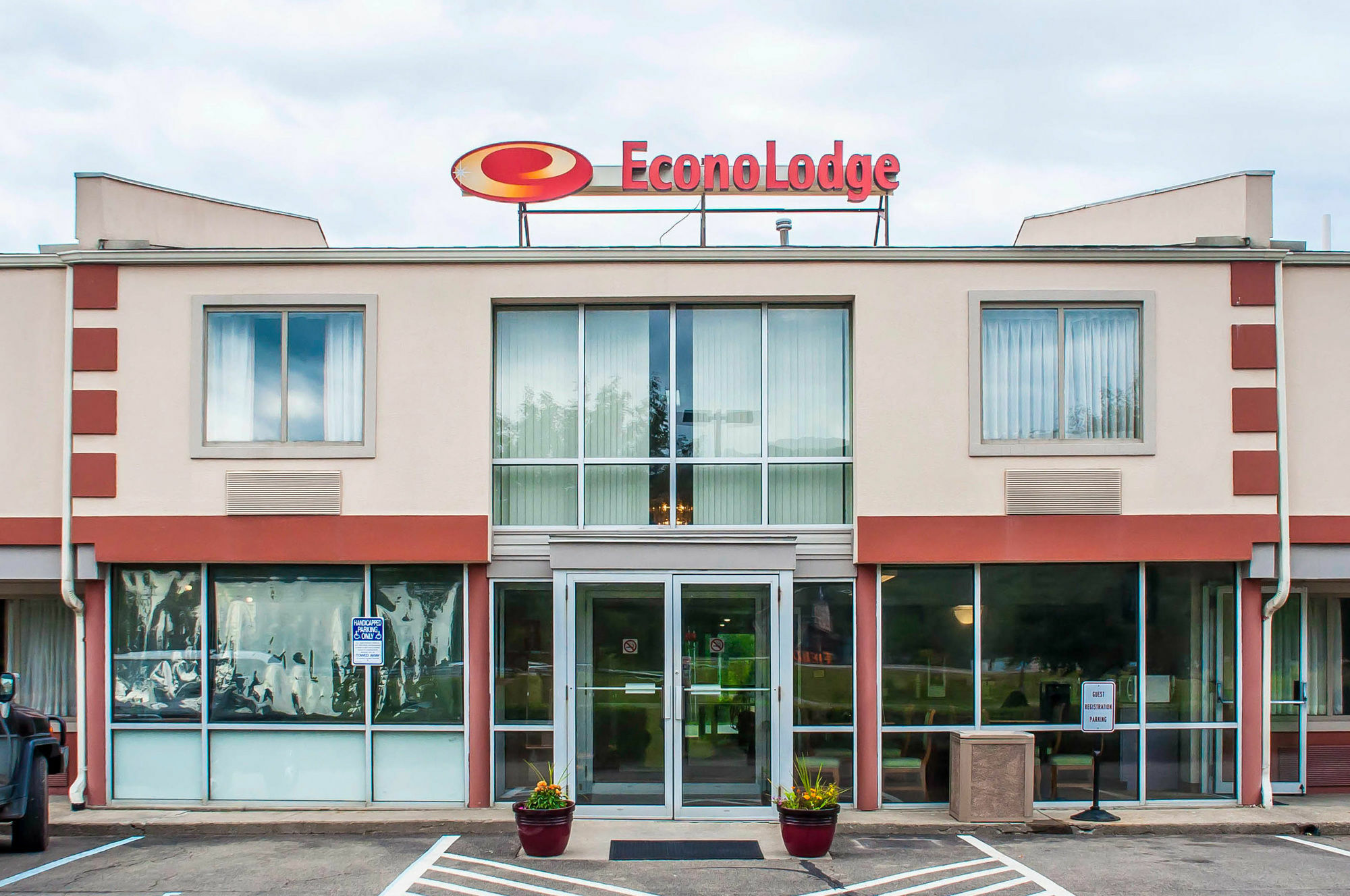 Econo Lodge Elmira-Corning Fisherville Zewnętrze zdjęcie